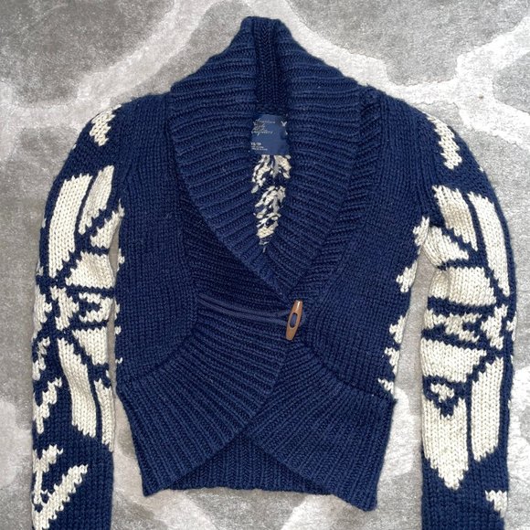 Vintage AE Aztec Sweater - Picture 2 of 3
